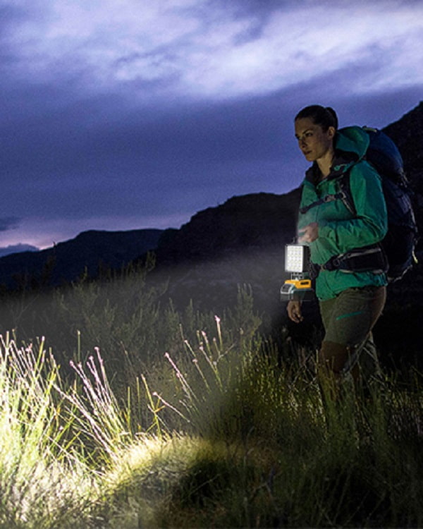 ویژگیهای بهترین چراغ قوه کوهنوردی + معرفی پرطرفدارترین مدلهای 2025 11 افزایش عمر چراغ قوه کوهنوردی